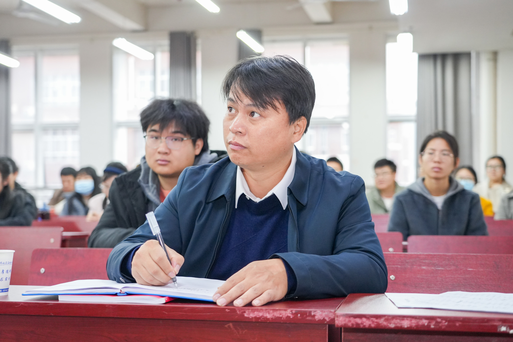 27ed08ca6ac6566c3b4f4c68449d9352