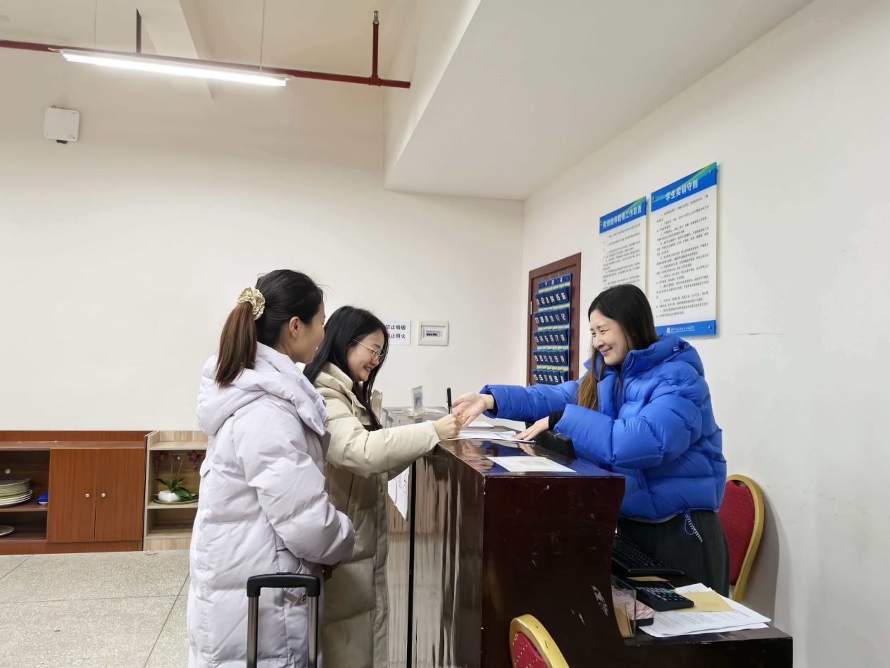 e01b13410bb00108dcca49b0e2539c51